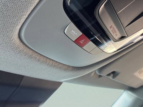 New 2026 Kia Seltos S FWD image 37