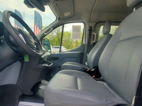 Used 2018 Ford Transit 350 XL image 12