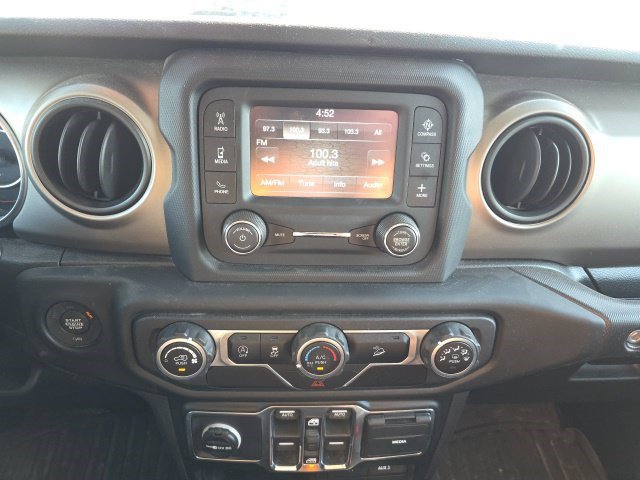 Used 2018 Jeep Wrangler Unlimited Sport S AWD/4WD image 19