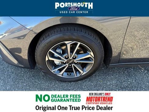 Used 2024 Kia Forte LXS w/ LXS Technology Package image 22