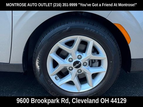 Used 2024 Kia Soul LX w/ Option Group 015 FWD image 53