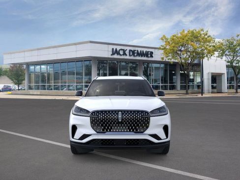 New 2026 Lincoln Aviator Reserve image 6