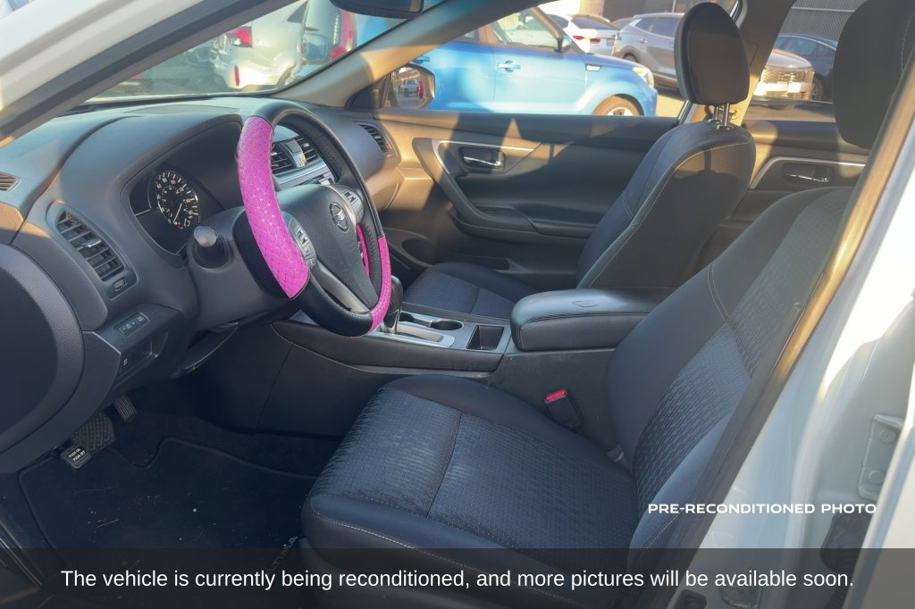 Used 2016 Nissan Altima 2.5 SV w/ Convenience Package FWD image 11