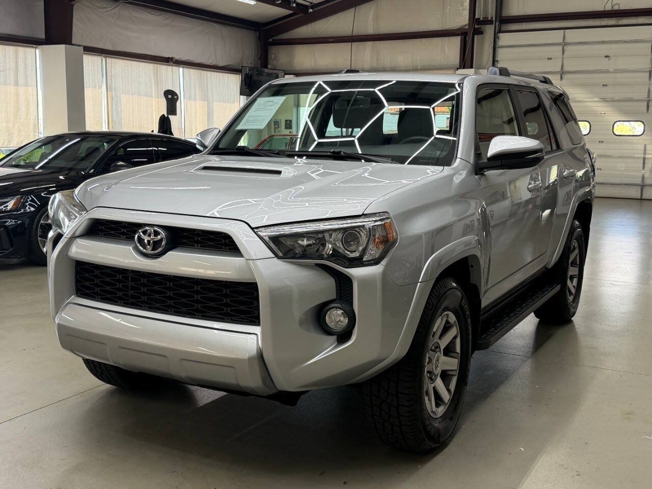 Used 2016 Toyota 4Runner Trail Premium AWD/4WD image 5