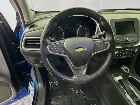 Used 2020 Chevrolet Equinox LT image 17