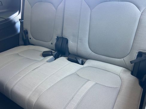 Certified 2024 Honda Pilot LX image 33