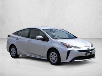 Used 2019 Toyota Prius LE w/ Carpet Mat Package FWD video 3