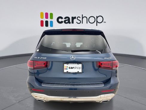 Used 2022 Mercedes-Benz GLB 250 4MATIC image 4
