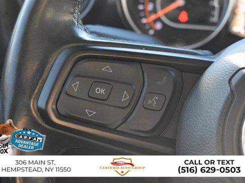 Used 2022 Jeep Gladiator Sport image 14