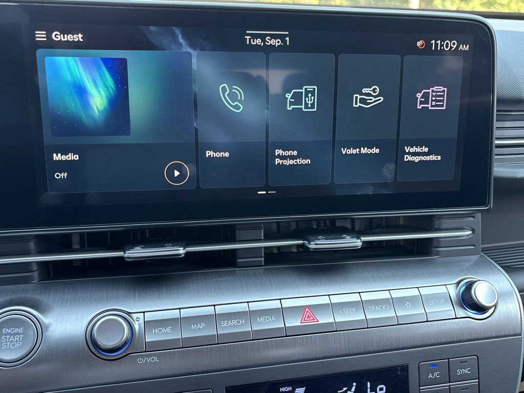 Used 2026 Hyundai Kona SEL Sport FWD image 16