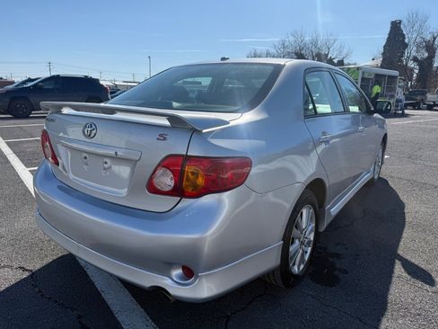 Used 2010 Toyota Corolla S image 5