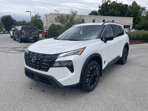 New 2026 Nissan Rogue Dark Armor FWD image 7