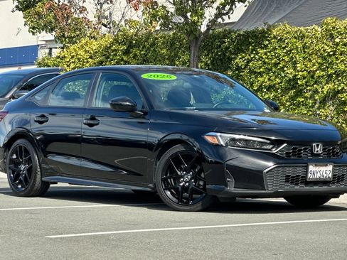 Used 2025 Honda Civic Sport image 2