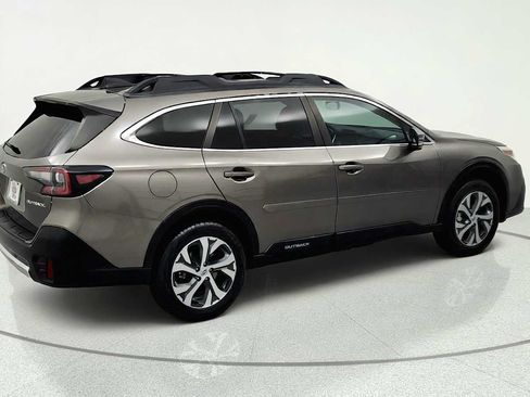 Certified 2022 Subaru Outback Limited AWD/4WD image 9