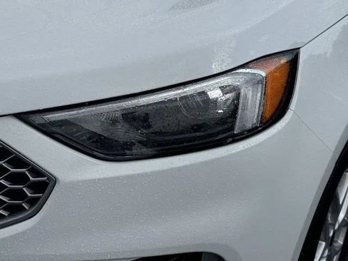 Used 2024 Ford Edge SEL AWD/4WD image 11