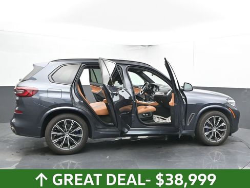 Used 2022 BMW X5 M50i image 60