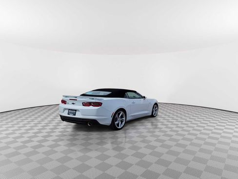 Used 2023 Chevrolet Camaro LT w/ Technology Package RWD image 8