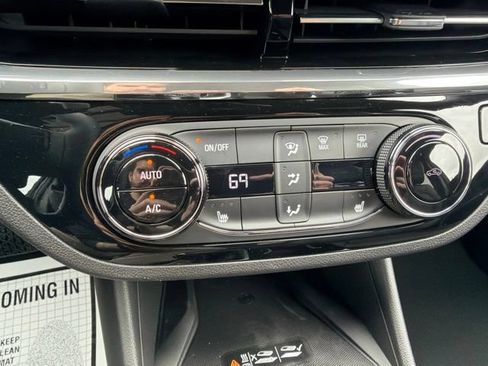New 2026 Buick Envista Sport Touring w/ Convenience I Package FWD image 17