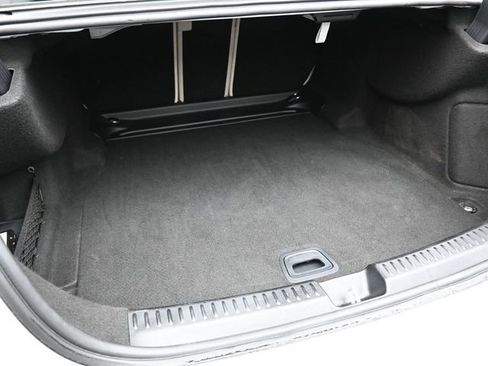 Used 2025 Mercedes-Benz E 450 4MATIC Sedan image 10