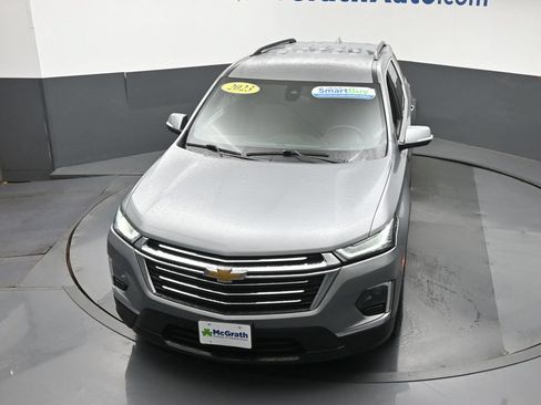 Used 2023 Chevrolet Traverse LT w/ LPO, Floor Liner Package AWD/4WD image 28