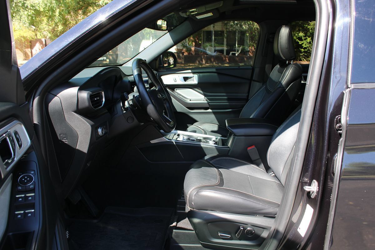 Used 2020 Ford Explorer ST w/ Premium Technology Package AWD/4WD image 8