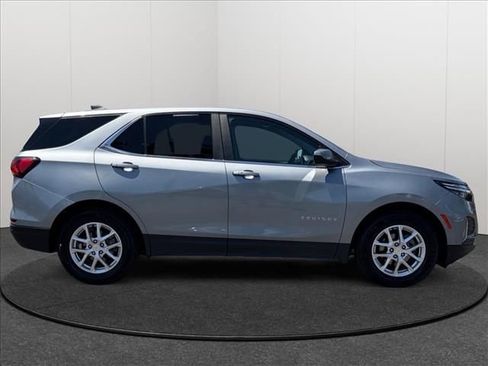 Certified 2024 Chevrolet Equinox LT FWD image 4