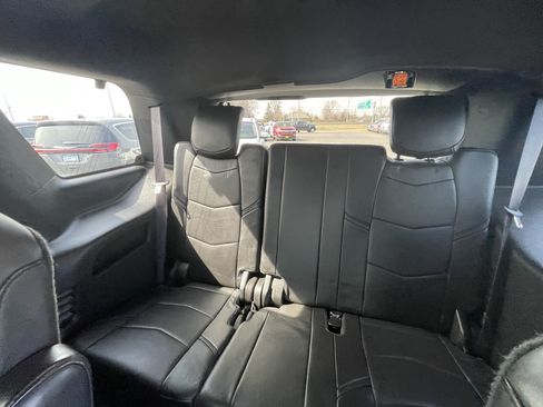 Used 2016 Cadillac Escalade Platinum AWD/4WD image 32