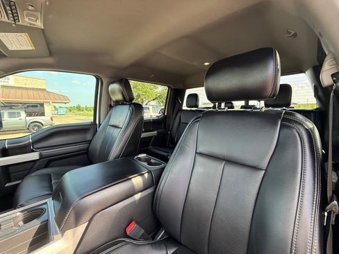 Used 2020 Ford F250 Lariat w/ Lariat Value Package AWD/4WD image 17