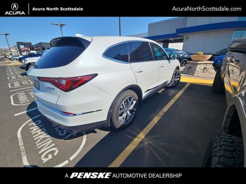 Used 2024 Acura MDX FWD w/ Technology Package image 4