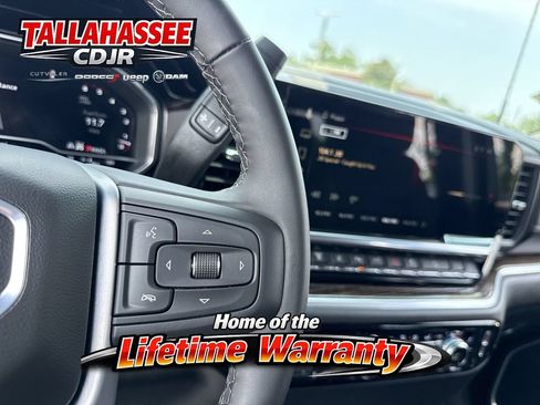Used 2025 GMC Sierra 2500 SLE AWD/4WD image 19
