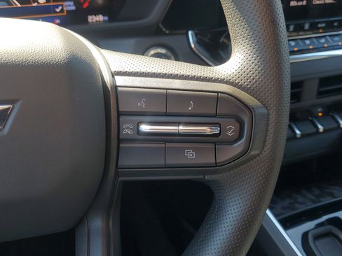 Used 2025 Chevrolet Colorado W/T image 23