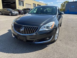 Used 2016 Buick Regal image 1