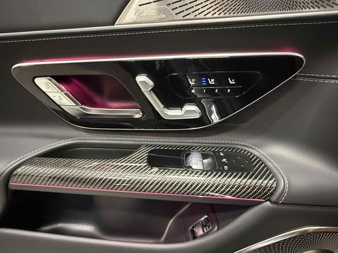 Used 2025 Mercedes-Benz AMG GT 63 image 97
