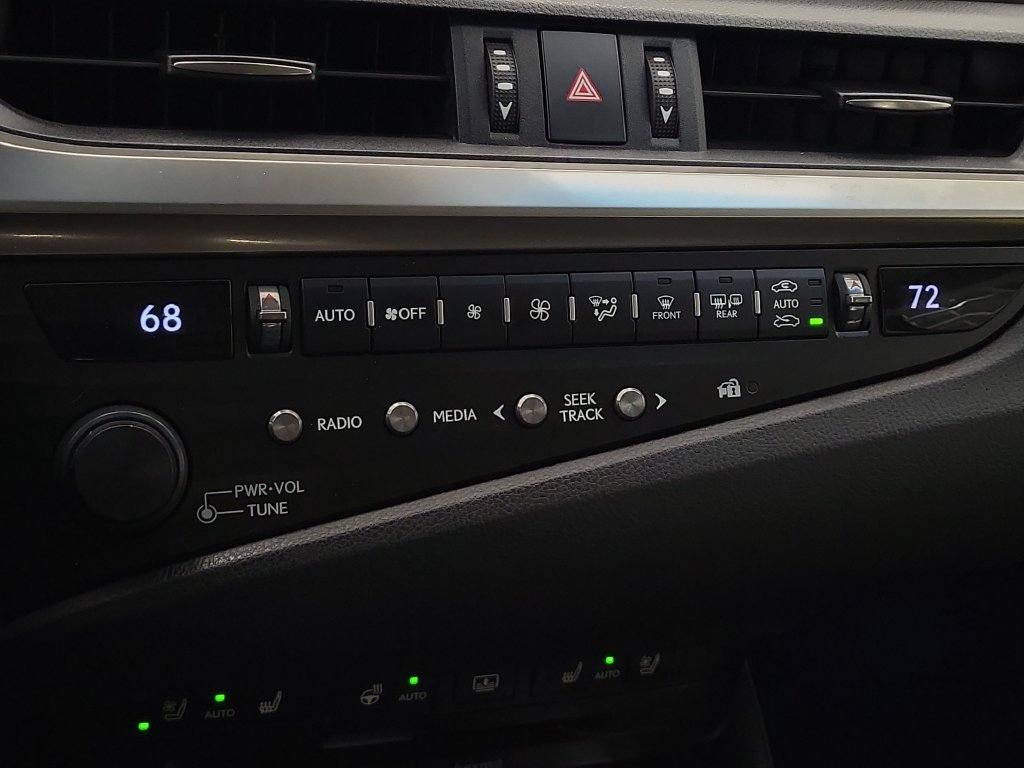 Used 2020 Lexus ES 350 w/ Accessory Package 2 FWD image 20