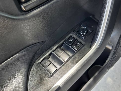 Used 2024 Toyota RAV4 LE FWD image 20