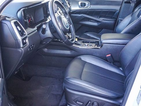 Certified 2021 Kia Sorento SX image 22