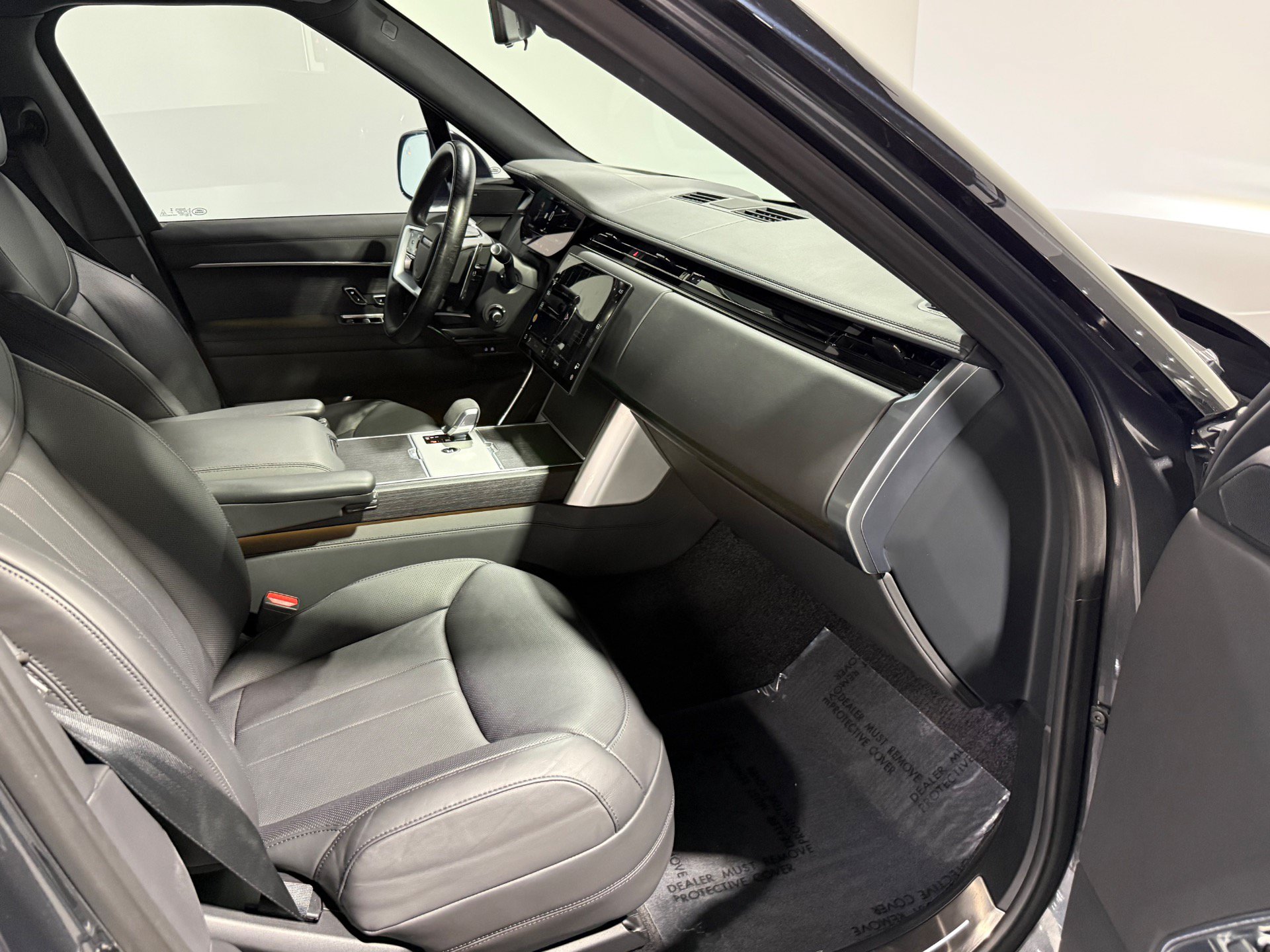 Used 2024 Land Rover Range Rover SE AWD/4WD image 48