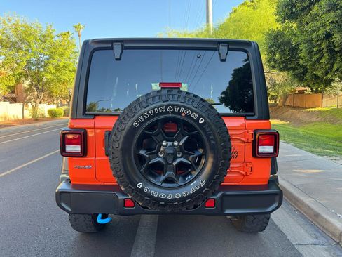 Used 2023 Jeep Wrangler Unlimited w/ Cold Weather Group AWD/4WD image 4
