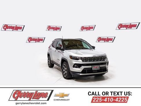 Used 2025 Jeep Compass Limited AWD/4WD image 1