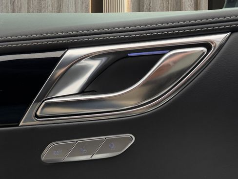 Used 2025 Genesis GV80 2.5T Standard image 21