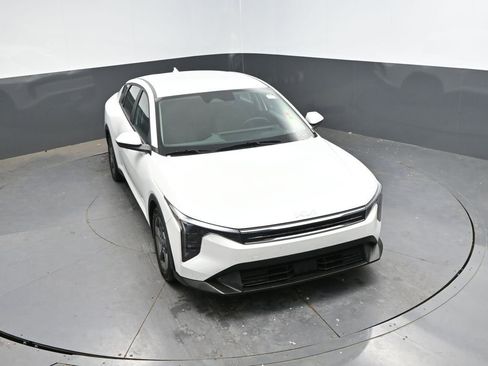 Used 2025 Kia K4 FWD image 24