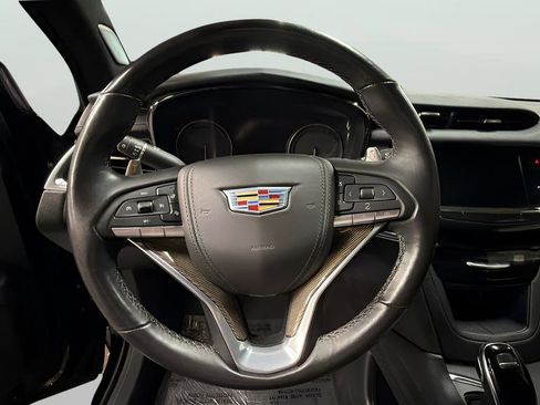 Used 2022 Cadillac XT6 Sport w/ Platinum Package AWD/4WD image 16
