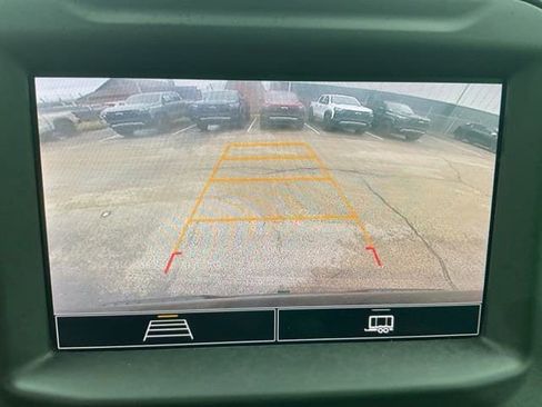 Used 2024 Chevrolet Silverado 1500 Custom image 2