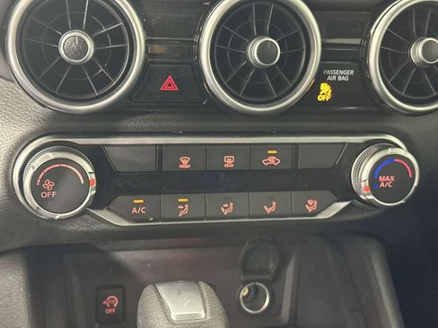 Certified 2024 Nissan Sentra SV FWD image 19