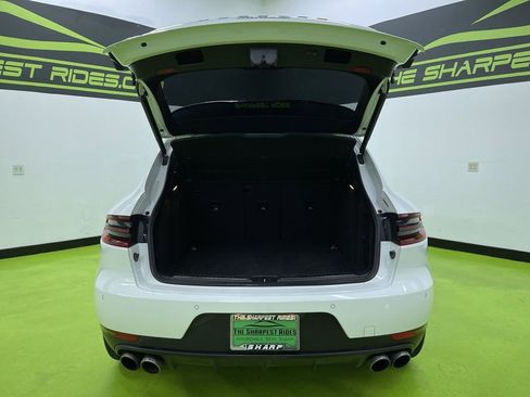 Used 2015 Porsche Macan S w/ Premium Package Plus image 9