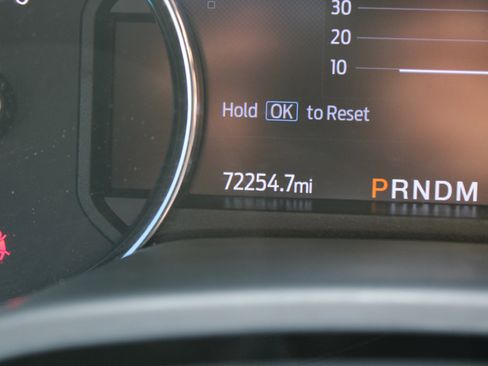 Used 2022 Ford F350 Lariat w/ Camper Package image 22