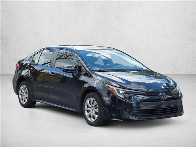 Used 2024 Toyota Corolla LE FWD image 3