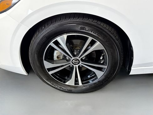Used 2023 Nissan Sentra SV FWD image 38