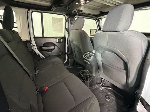 Used 2021 Jeep Wrangler Unlimited Sport AWD/4WD image 28
