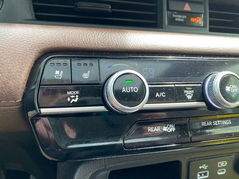 Used 2024 Honda Pilot Elite image 20